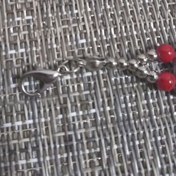 Vintage Inspired Boho Red Magnesite Bead Bracelet - Picture 4 of 8
